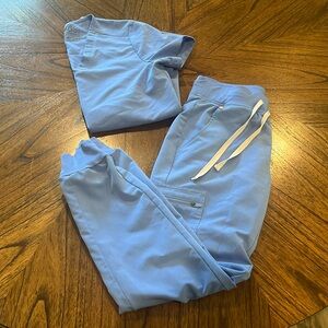 FIGS Ceil Blue Casma 3 Pocket Scrub Top and High Waisted Jogger Scrub Pants